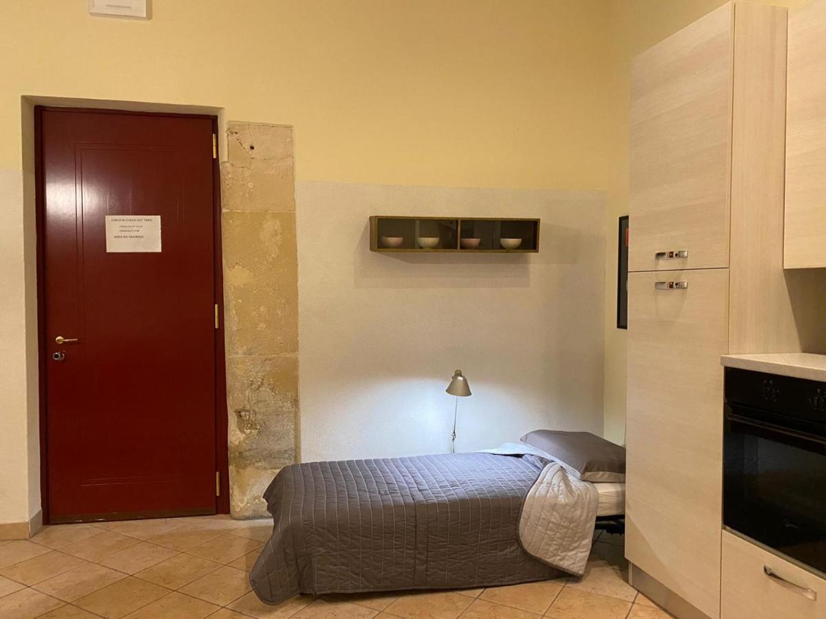 Casa Charleston In Palazzo Nobiliare Al Duomo Apartment ปาโดวา ภายนอก รูปภาพ