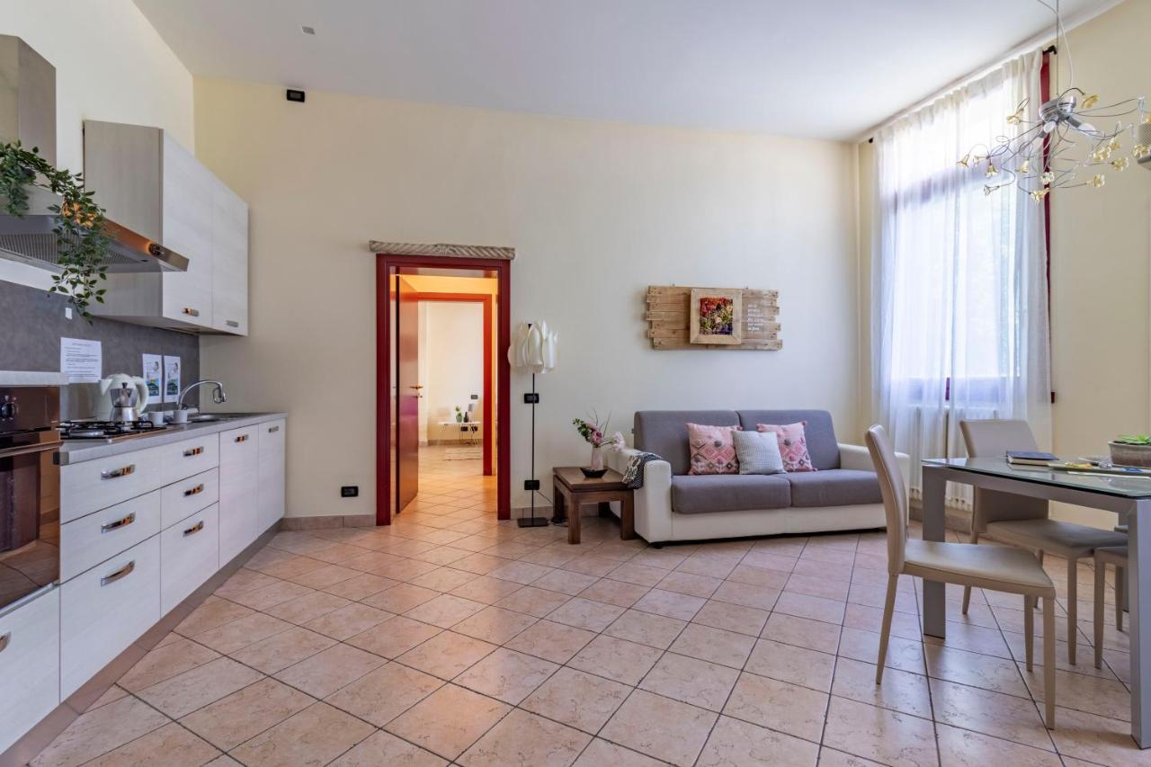 Casa Charleston In Palazzo Nobiliare Al Duomo Apartment ปาโดวา ภายนอก รูปภาพ